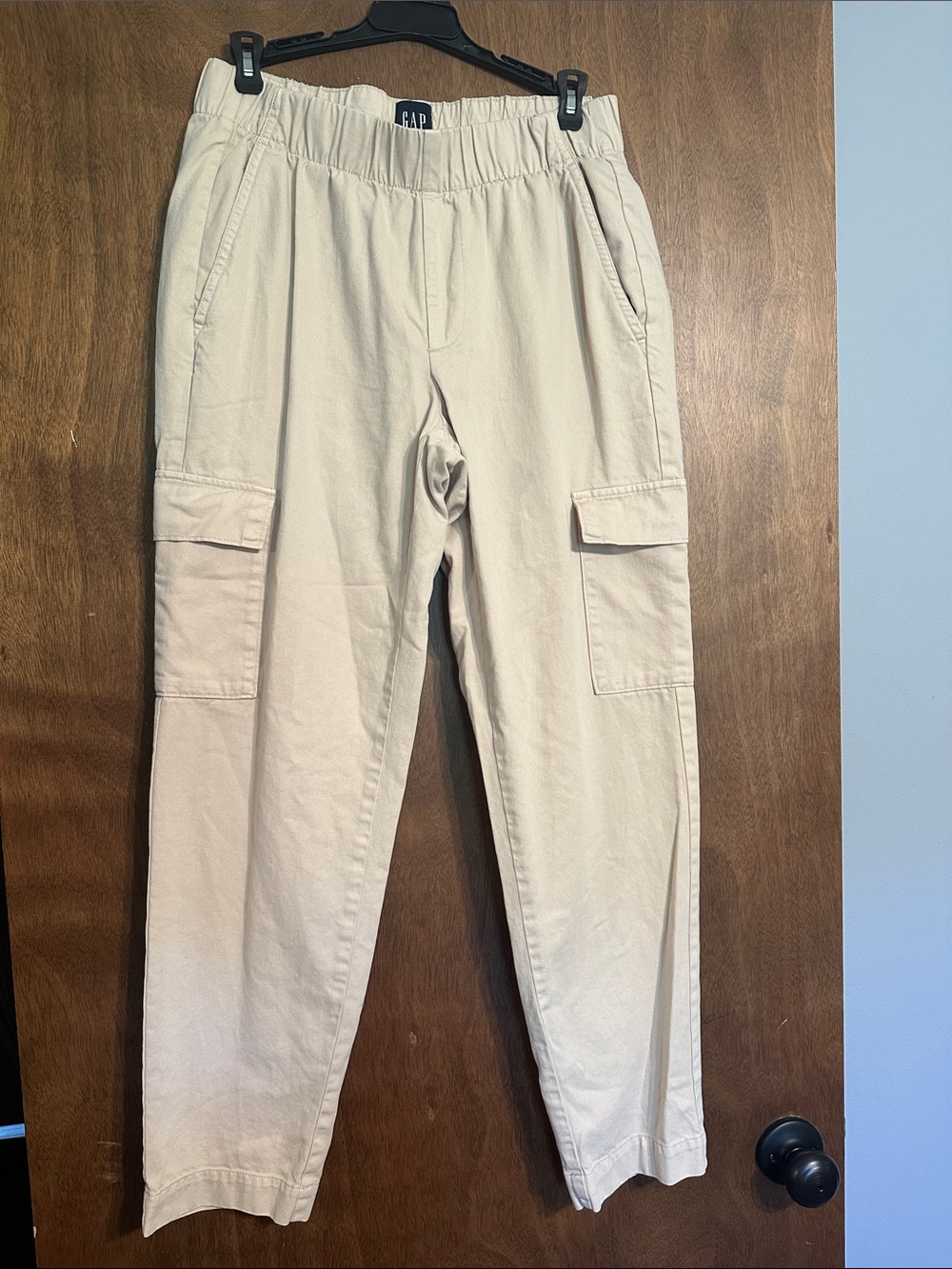 GAP Men's Beige Cargo Pants with Elastic Waist